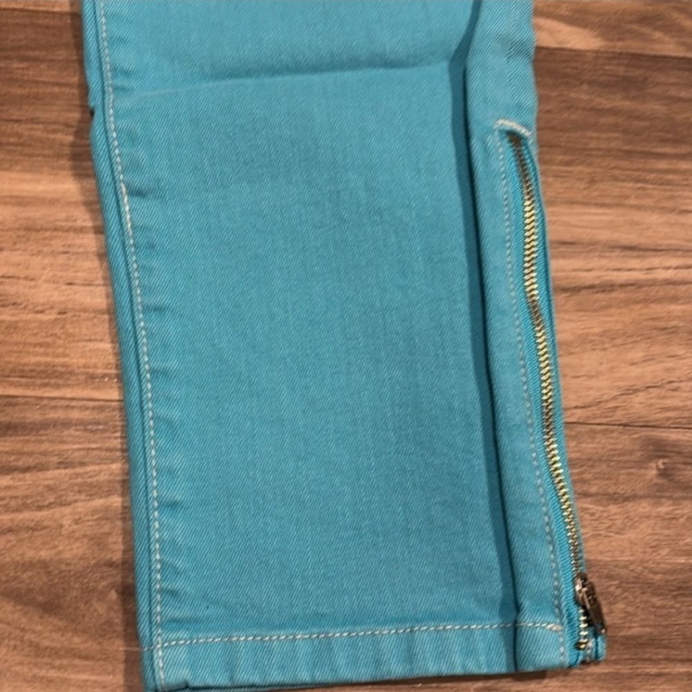NWT Chaser Skinny Jeans Vibrant Teal Size 26 - Picture 5 of 6